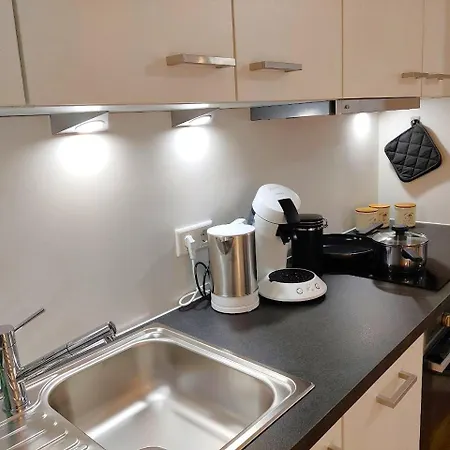 Attractive, 1-room In A Sought-after Location!